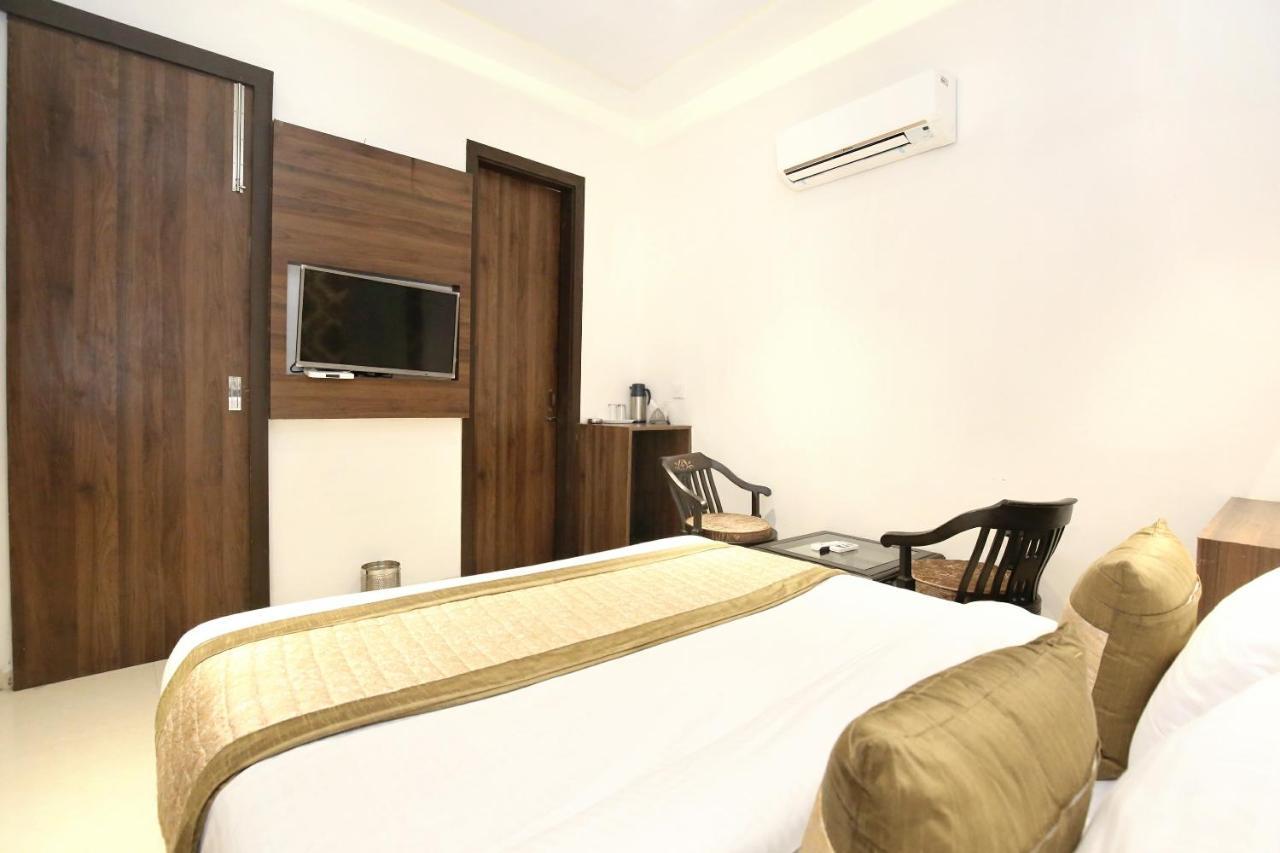 Oyo 11680 Hotel Grand Star Amritsar Ngoại thất bức ảnh